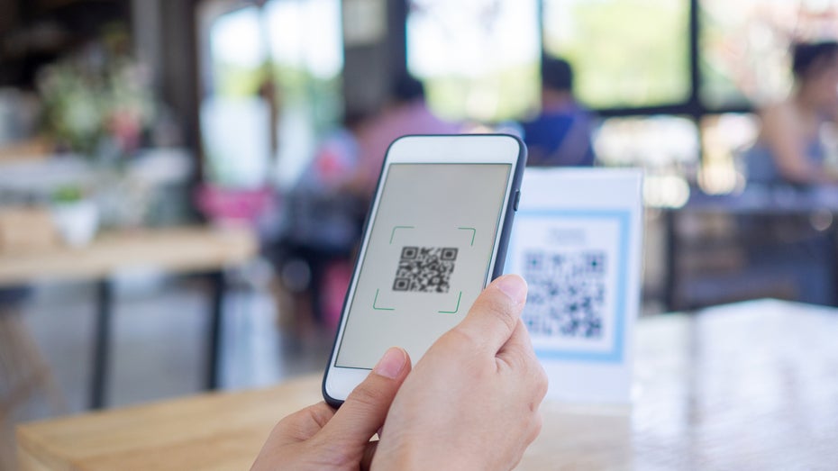 Erst spät aber mittlerweile doch im Alltag angekommen: der QR-Code. (Foto: shisu_ka / Shutterstock.com) 5 Dinge, die du diese Woche wissen musst: Der späte Siegeszug des QR-Codes