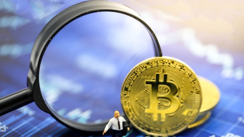 Buffett nimmt jetzt Bitcoin ins Visier. (Foto: Shutterstock/ViewFinder nilsophon) Buffett Bitcoin