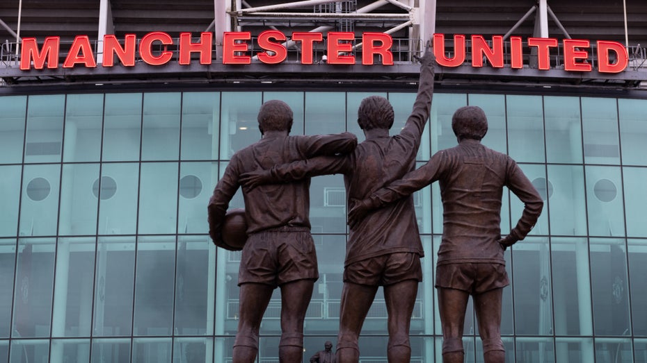 Blockchain-Projekte entdecken den Fußball als Werbeträger. (Foto: Simon Vayro / Shutterstock.com) Blockchain und Fußball: Manchester United und TSG Hoffenheim sind dabei