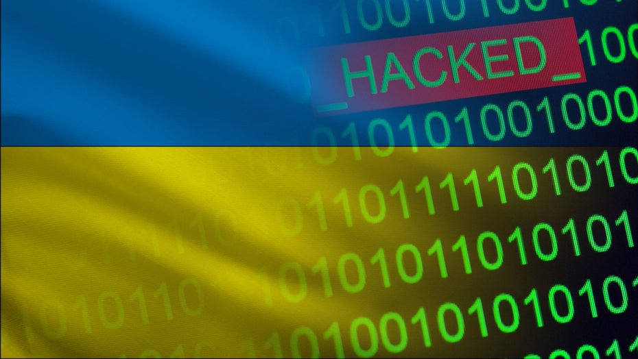 Die Ukraine gründet eine IT-Armee, um digital gegen Russland vorzugehen (Bild: Shutterstock)