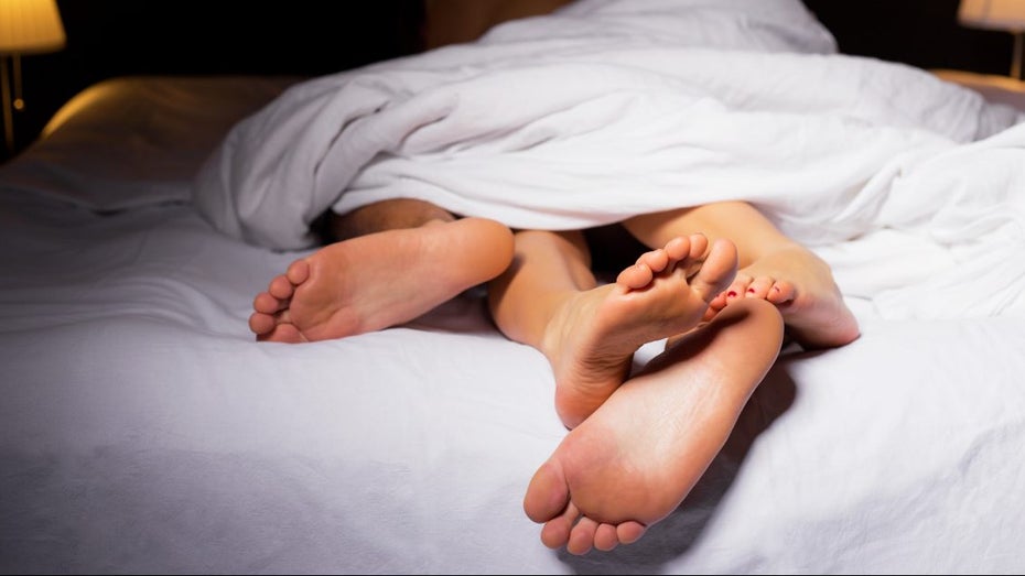Viele Frauen leiden unter Schmerzen beim Sex, Fachwort Vaginismus. Das Health-Tech Hellobetter hat eine App dagegen entwickelt. (Bild: Shutterstock / Kaspars Grinvalds) Viele Frauen haben keinen Spaß am Sex — Kann eine App dagegen helfen?