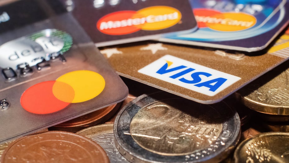 Streit abgewendet: Amazon akzeptiert weiter Visa-Karten Streit abgewendet: Amazon akzeptiert weiter Visa-Karten