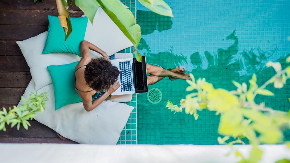 Finanziell frei zu sein, bedeutet, nicht auf Einkommen aus Arbeit angewiesen zu sein. (Foto: Shellygraphy/Shutterstock) Rente mit 40? Die 5 größten Irrtümer über finanzielle Freiheit