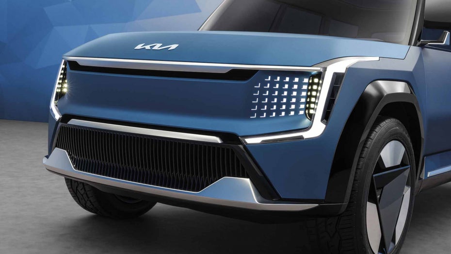 Luxus-E-SUV Kia EV9: Da kommt was auf uns zu. (Bild: Kia) Futuristisches E-SUV: Kia bringt EV9 als Serienmodell 2023 nach Europa