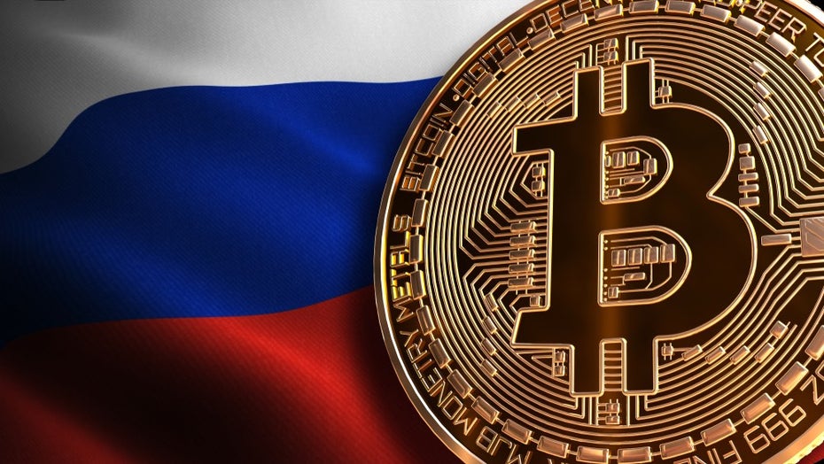 Kann Russland mit Bitcoin Sanktionen umgehen? (Bild: Phanurak Rubpol/Shutterstock) Nach Swift-Ausschluss: USA wollen Umgehung von Sanktionen mit Kryptowährungen verhindern