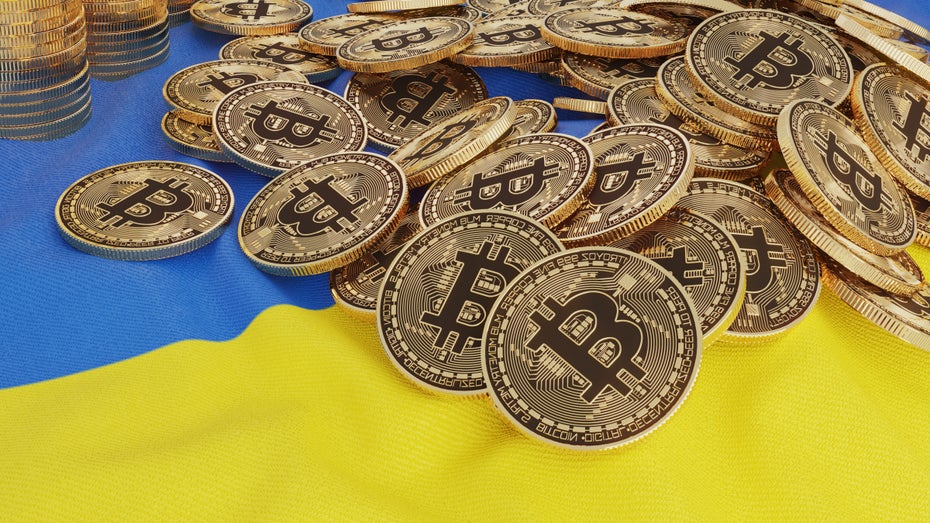 Die Ukraine setzt auf Kryptowährungen zur Verteidigungsfinanzierung. (Bild: phanurak rubpol / Shutterstock) Ukraine: Mit Krypto und NFT gegen die russische Invasion