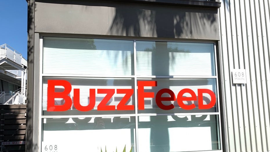 Macht Buzzfeed News bald ganz dicht? Newsroom wird geschrumpft und Chefredakteur geht