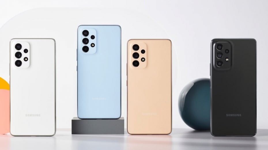 Galaxy A53 und A33: Samsungs neue wasserdichte 5G-Mittelklasse kostet ab 370 Euro Galaxy A53 und A33: Samsungs neue wasserdichte 5G-Mittelklasse kostet ab 370 Euro