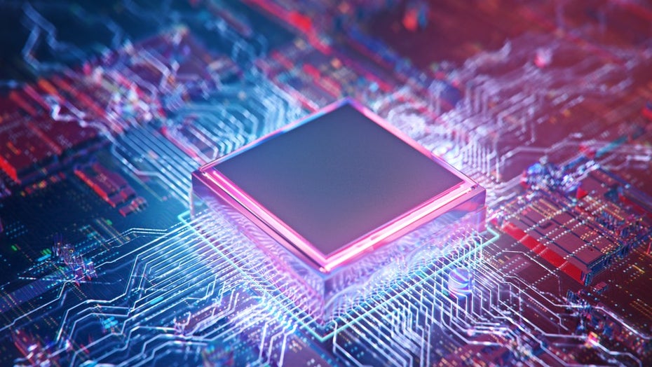 Wie schnell kann ein Computer/Mikrochip sein? (Foto: Connect world/Shutterstock) Grenze für Signalübertragung in Mikrochips: So schnell kann ein Computer maximal sein