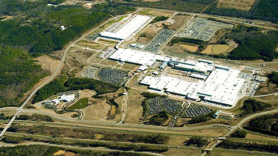 Für eine Milliarde Dollar: Mercedes eröffnet eigenes Batteriewerk in den USA Für eine Milliarde Dollar: Mercedes eröffnet eigenes Batteriewerk in den USA