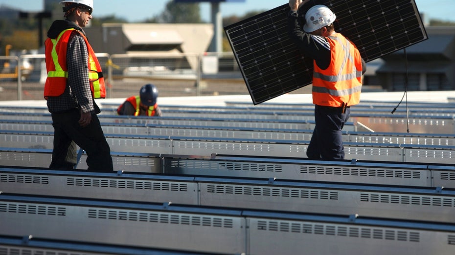 Ikea bietet jetzt komplette Photovoltaik-Anlagen und Wallboxen an