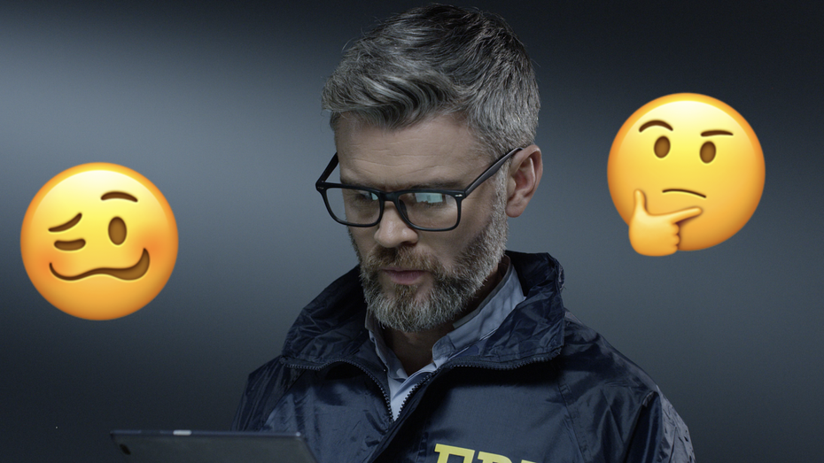 FBI-Agenten scheinen beim Blick ins Internet hin und wieder ins Grübeln zu geraten. (Bild: VAKS-Stock Agency/ Shutterstock; t3n) Mit diesem Guide wollte das FBI seinen Agents „Internetslang“ erklären (LOL…)