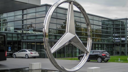 Sparkurs trifft Mercedes-Manager: Homeoffice und Gehaltserhöhungen gestrichen