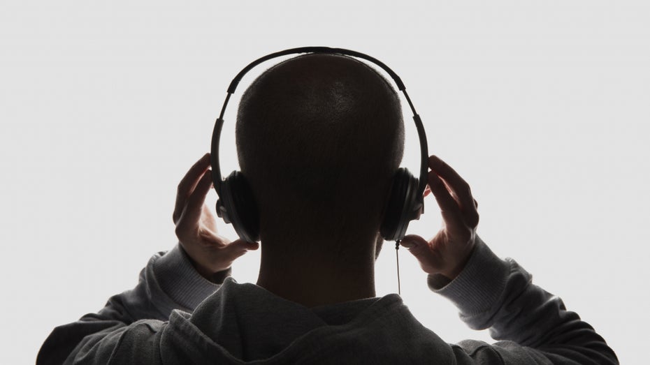 Entspannte Klänge für Arbeit und Lernen hat Manuel Ariza für euch. (Foto: Shutterstock) Entspannt arbeiten: Web-App generiert endlose Lofi-Beats