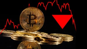 Bitcoin-Kurscrash laut Peter Schiff „längst überfällig”