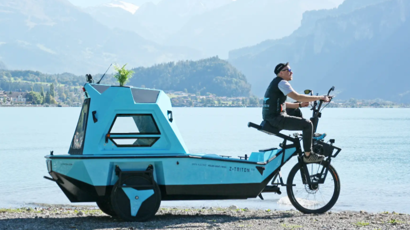 Dieses verrückte E-Bike ist gleichzeitig ein Boot und eine Camping-Unterkunft