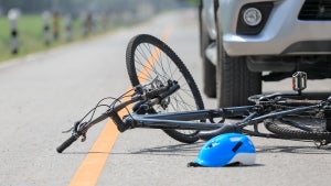 Aktive Fahrunterstützung: Autos prallen bei Tests auf Radfahrer