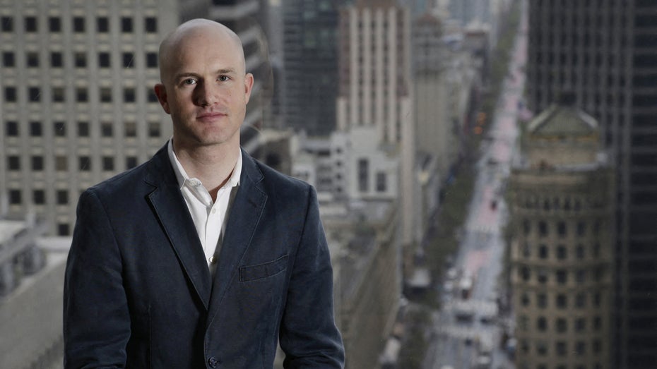 Will Kund:innen zu beruhigen: Coinbase-CEO Brian Armstrong. (Foto: picture alliance / abaca | Bay Area News Group/TNS/ABACA) Warum Coinbase-Kund:innen um ihre Einlagen bangen