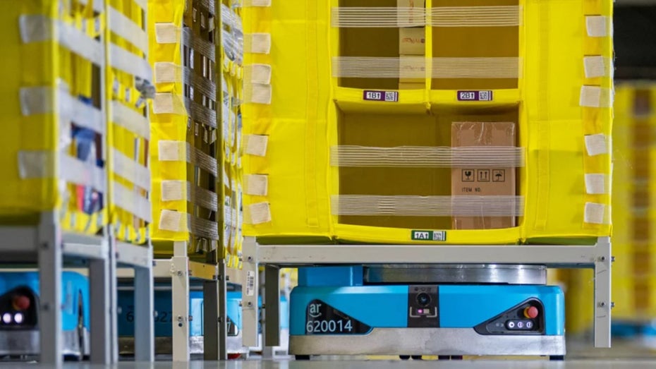 Amazon kündigt ersten vollständig autonomen mobilen Lagerroboter an Amazon kündigt ersten vollständig autonomen mobilen Lagerroboter an