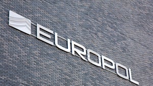 „Mehrere Millionen” Euro per Phishing gestohlen: Europol nimmt 9 Personen fest