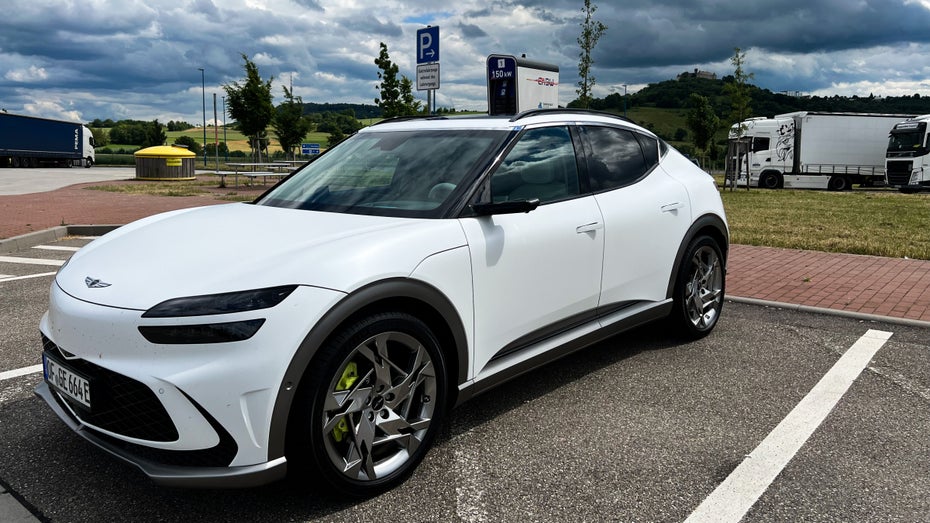 Genesis GV60 im Test: Sportlicher Luxus-Stromer mit hoher Ladeleistung Genesis GV60 im Test: Sportlicher Luxus-Stromer mit hoher Ladeleistung