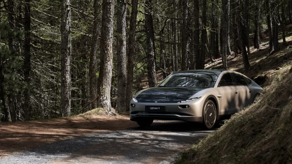 Lightyear 0: Solarauto mit 625 Kilometern Reichweite geht in Serienproduktion Lightyear 0: Solarauto mit 625 Kilometern Reichweite geht in Serienproduktion