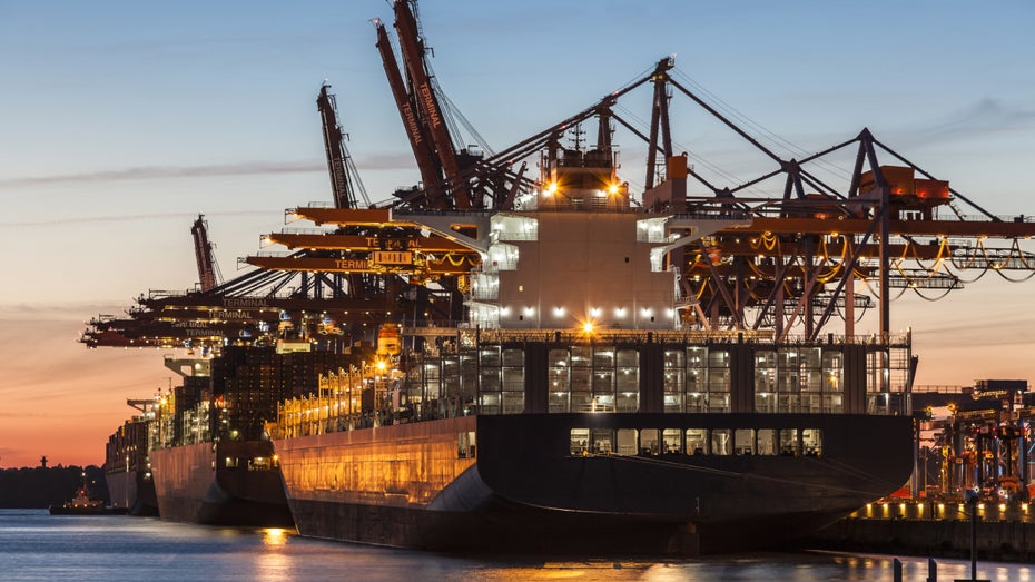 Die Schifffahrt klimaneutraler zu machen, ist immer noch ein langer Weg. (Foto: Gerhard Roethlinger / Shutterstock.com) Sauberer Treibstoff aus Exkrementen: So stellt eine Mannheimer Kläranlage Methanol für Schiffe her