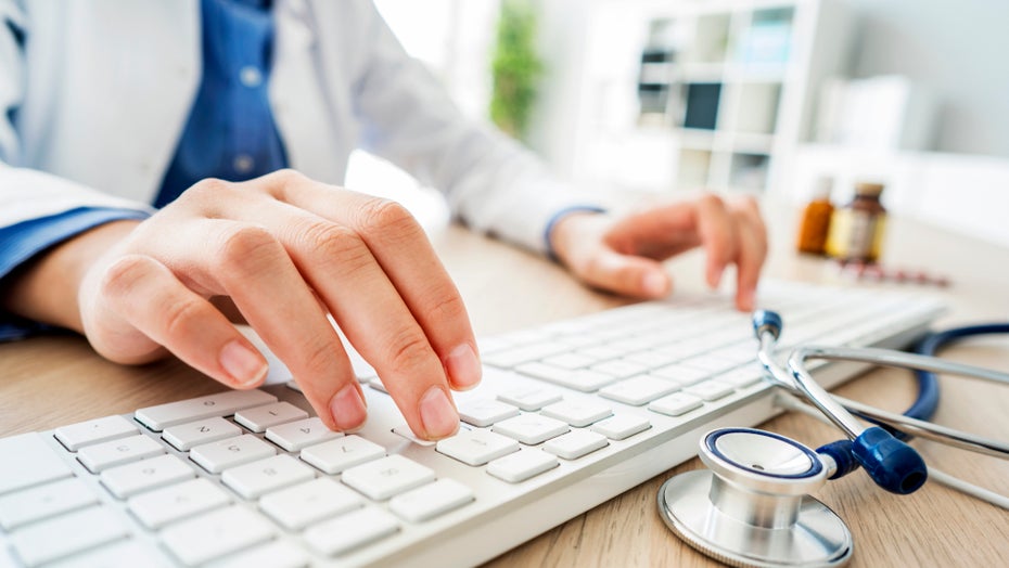 Ab September soll das E-Rezept eingeführt werden. (Foto: Shutterstock) Ab September soll das E-Rezept eingeführt werden. (Bild: Shutterstock)