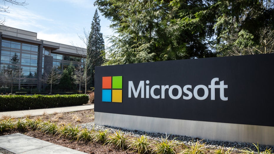 Das Unternehmen in Redmont hat sich neue Verhaltensregeln in Sachen künstlicher Intelligenz auferlegt. (Foto: Shutterstock) Microsoft zieht sich aus ethischen Gründen aus der Gesichtserkennung zurück