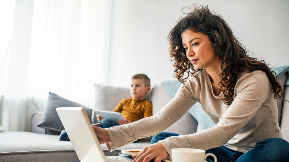Umfrage zur #futurework22: Hybrides Arbeiten macht Arbeitswelt besser Umfrage zur #futurework22: Hybrides Arbeiten macht Arbeitswelt besser