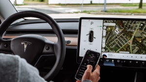 Test zeigt: Knöpfe sind im Auto sinnvoller als Touchscreens