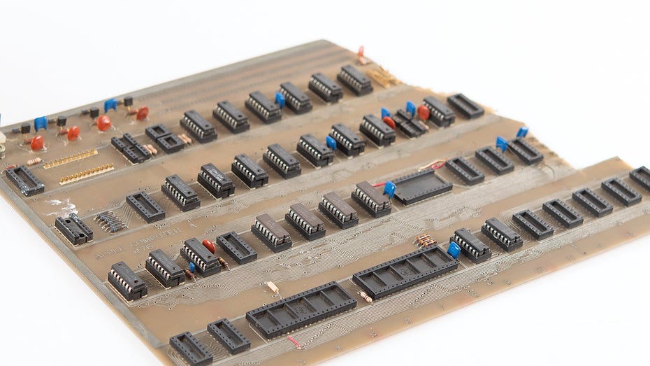 Ein Stück Computergeschichte: Steve Jobs’ Apple-1 Computer Prototyp wird versteigert Ein Stück Computergeschichte: Steve Jobs’ Apple-1 Computer Prototyp wird versteigert