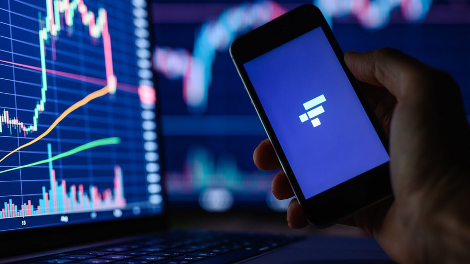 Auf FTX können US-Kunden nun auch Aktien und ETF handeln. (Foto: Shutterstock / Nikita Burdenkov) FTX erweitert das Angebot: Neben Krypto auch Aktien handelbar