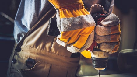 Arbeitswelt im Wandel: Wer ist wirklich durch KI ersetzbar – und wer nicht?
