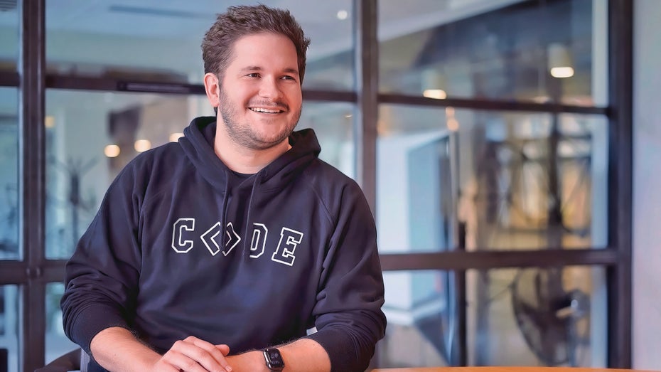 Thomas Bachem: „Entrepreneurship-Kurse sind oft ein Widerspruch in sich.“ (Bild: James Brooks) Thomas Bachem: „Zeitweise hatten wir mehr Startup-Gründungen als Alumni“