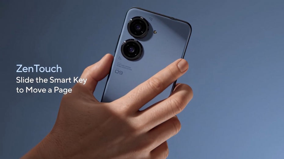 In einem Promovideo auf dem offiziellen Asus-Youtube-Kanal war für kurze Zeit das Zenfone 9 zu sehen. (Bild: Asus) Asus leakt Zenfone 9 „aus Versehen“ mit Promovideo selbst