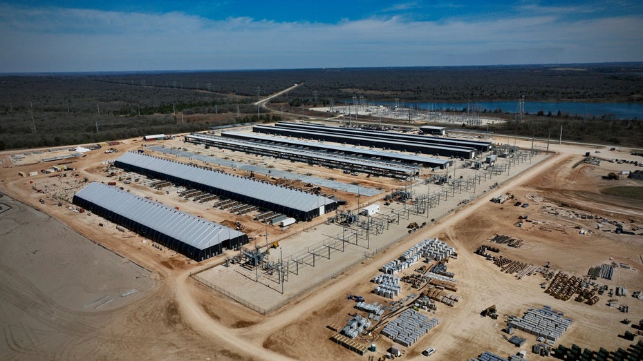 Bitcoin-Mining in Texas: Angeblich größte Anlage Nordamerikas. (Bild: Riot Blockchain) Hitzewelle: Bitcoin-Miner schalten ihre Computer ab