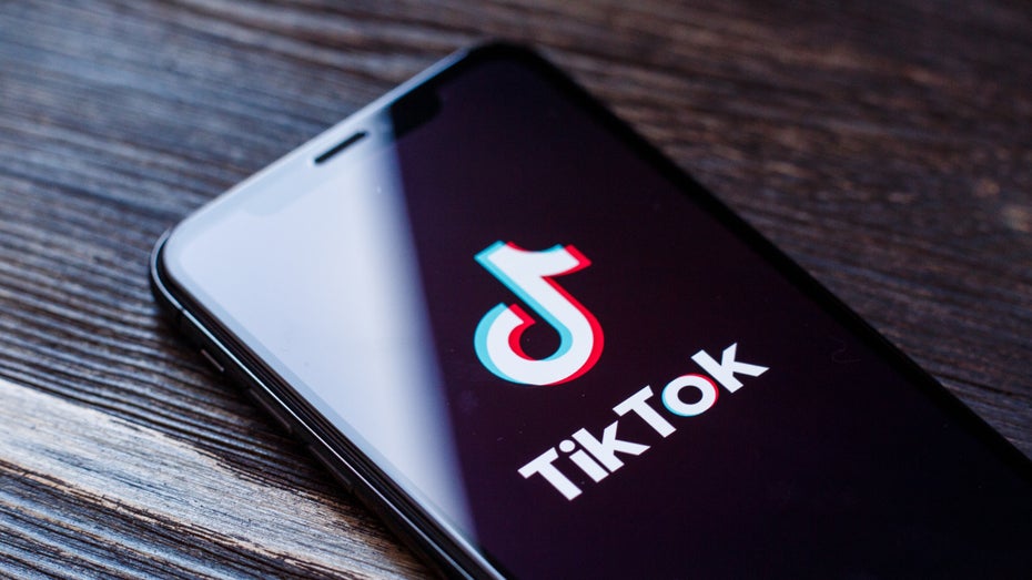 Tiktok testet Altersbeschränkung für Livestreams