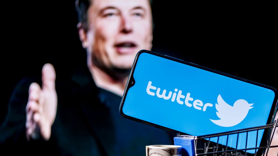 Elon Musks Engagement auf Twitter sinkt stetig. (Bild: Sergei Elagin / Shutterstock) Nutzer interessiert es immer weniger, was Elon Musk tweetet