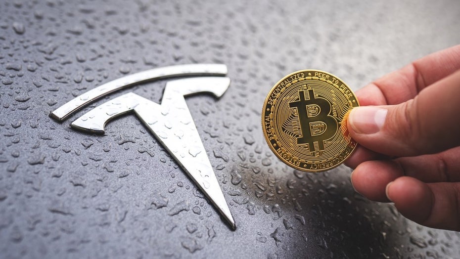 Tesla und Bitcoin – gehört das noch zusammen? (Foto: Salarko/Shutterstock) Tesla verkaufte 75 Prozent seiner Bitcoins – hält aber noch alle Dogecoins
