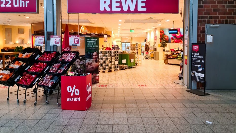 Bitcoin: Erster Rewe-Kryptoautomat in Deutschland