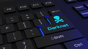 Handel mit Drogen und Bankdaten: Polizei jagt Kriminelle im Darknet