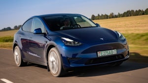 Tesla: Basisversion vom Model Y bestellbar – 5.000 Euro Prämie möglich
