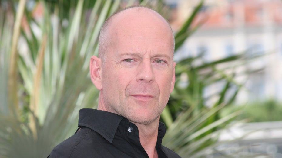 Bruce Willis hat einen neuen digitalen Zwilling. (Foto: Shutterstock / Denis Makarenko) Deepfake: Bruce Willis verkauft die Rechte an seinem „digitalen Zwilling”