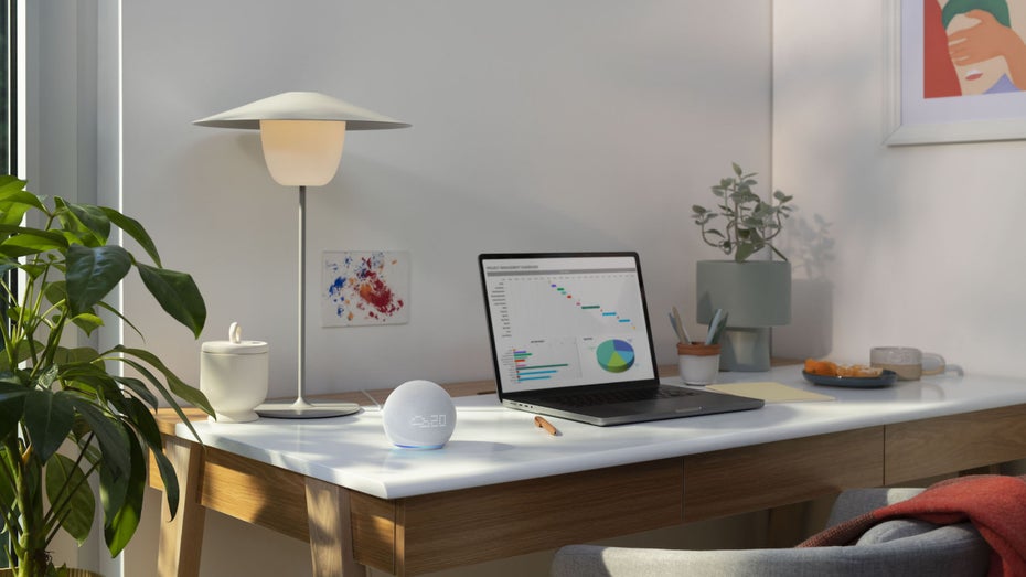 Echo Dot mit Uhr – eines der neuen Echo-Geräte von Amazon. (Bild: Amazon) Für Kids und Audiofans: Amazon präsentiert neue Echo-Geräte