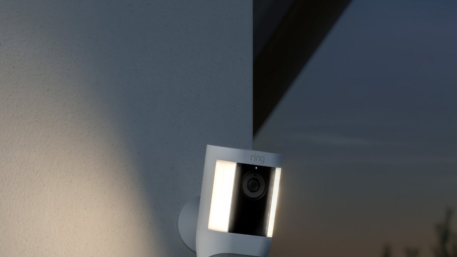 Mit Radar und mehr: Amazon stellt neue Ring-Kameras Spotlight Cam Plus und Pro vor Mit Radar und mehr: Amazon stellt neue Ring-Kameras Spotlight Cam Plus und Pro vor
