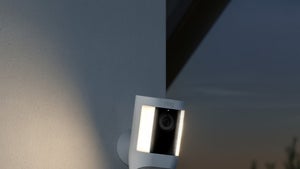 Mit Radar und mehr: Amazon stellt neue Ring-Kameras Spotlight Cam Plus und Pro vor
