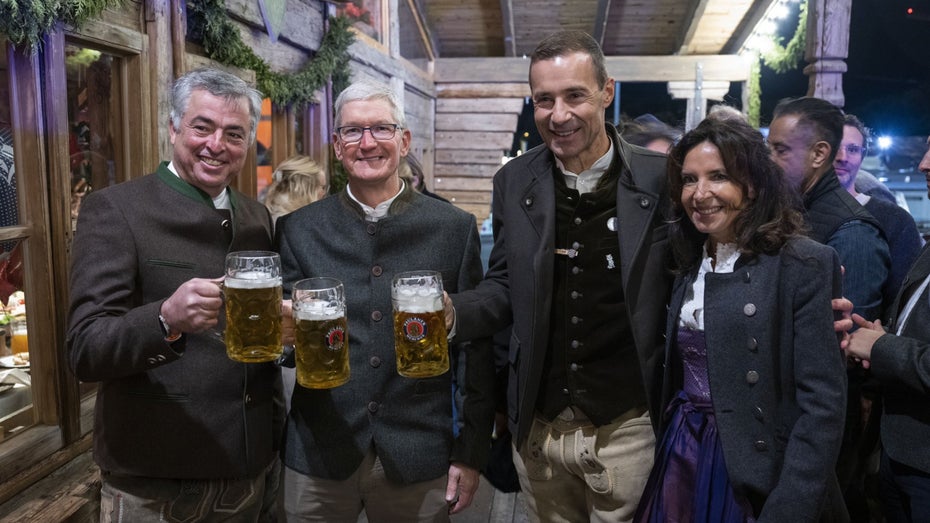 Tim Cook: Apple baut Standort München weiter aus Tim Cook: Apple baut Standort München weiter aus