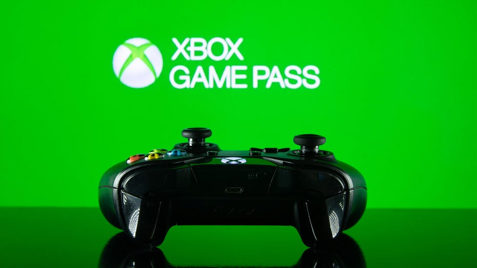 Mit fünf Leuten wird der Game Pass günstiger. (Foto: Shutterstock / Miguel Lagoa) Xbox Game Pass Friends & Family: Microsoft enthüllt offiziellen Preisplan fürs neue Abo-Modell