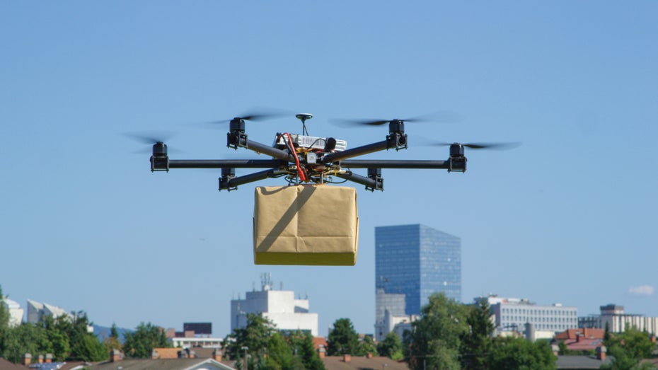 Ein Drohnenflug kann auch ein Risiko sein, das es zu bewerten gilt. (Foto: Flystock / Shutterstock) Datendienst soll Risikobewertung von Drohnen-Flügen erleichtern